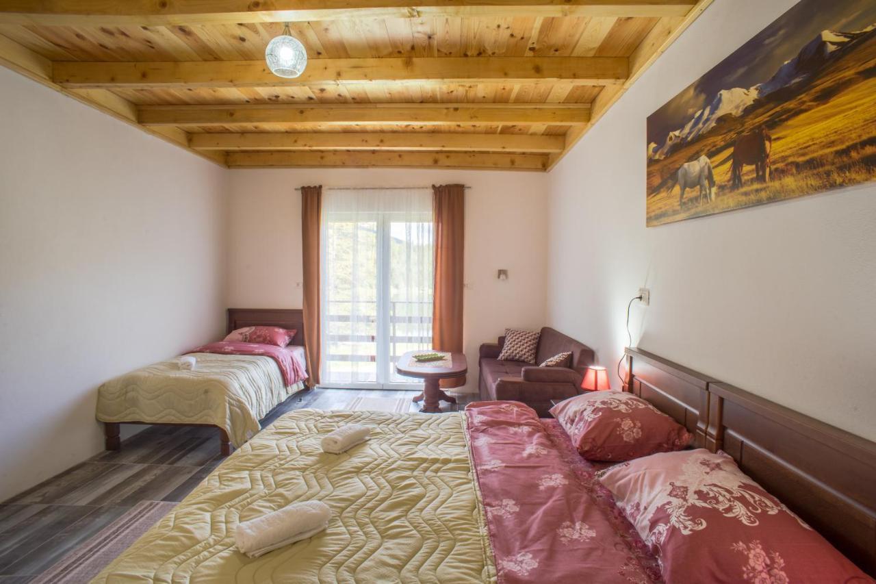 זבליאק Apartmani Jezero מראה חיצוני תמונה