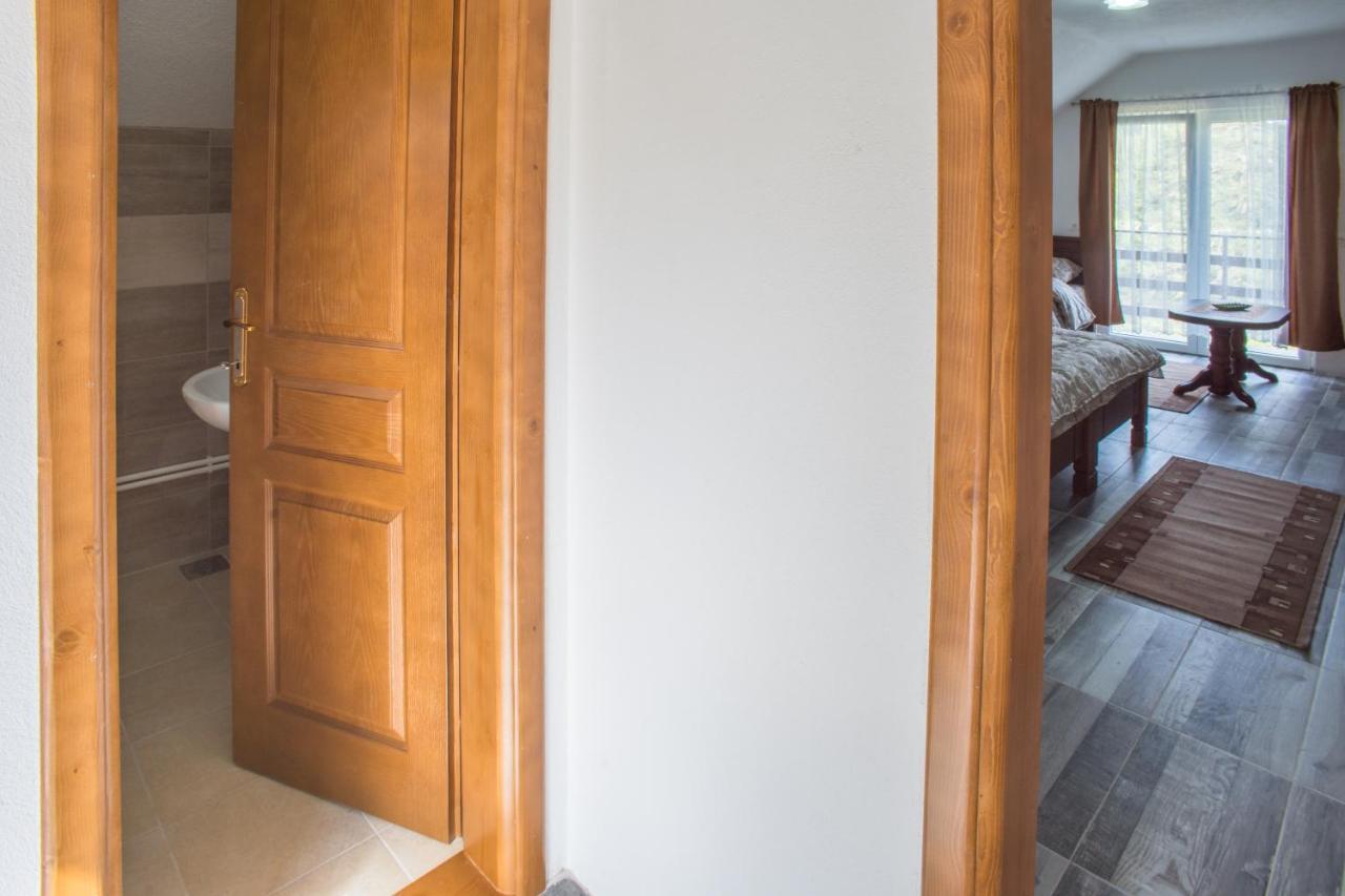 זבליאק Apartmani Jezero מראה חיצוני תמונה