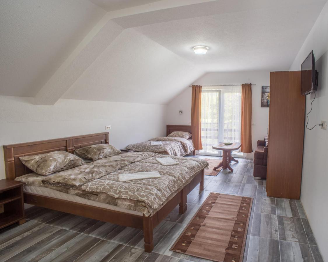 זבליאק Apartmani Jezero מראה חיצוני תמונה