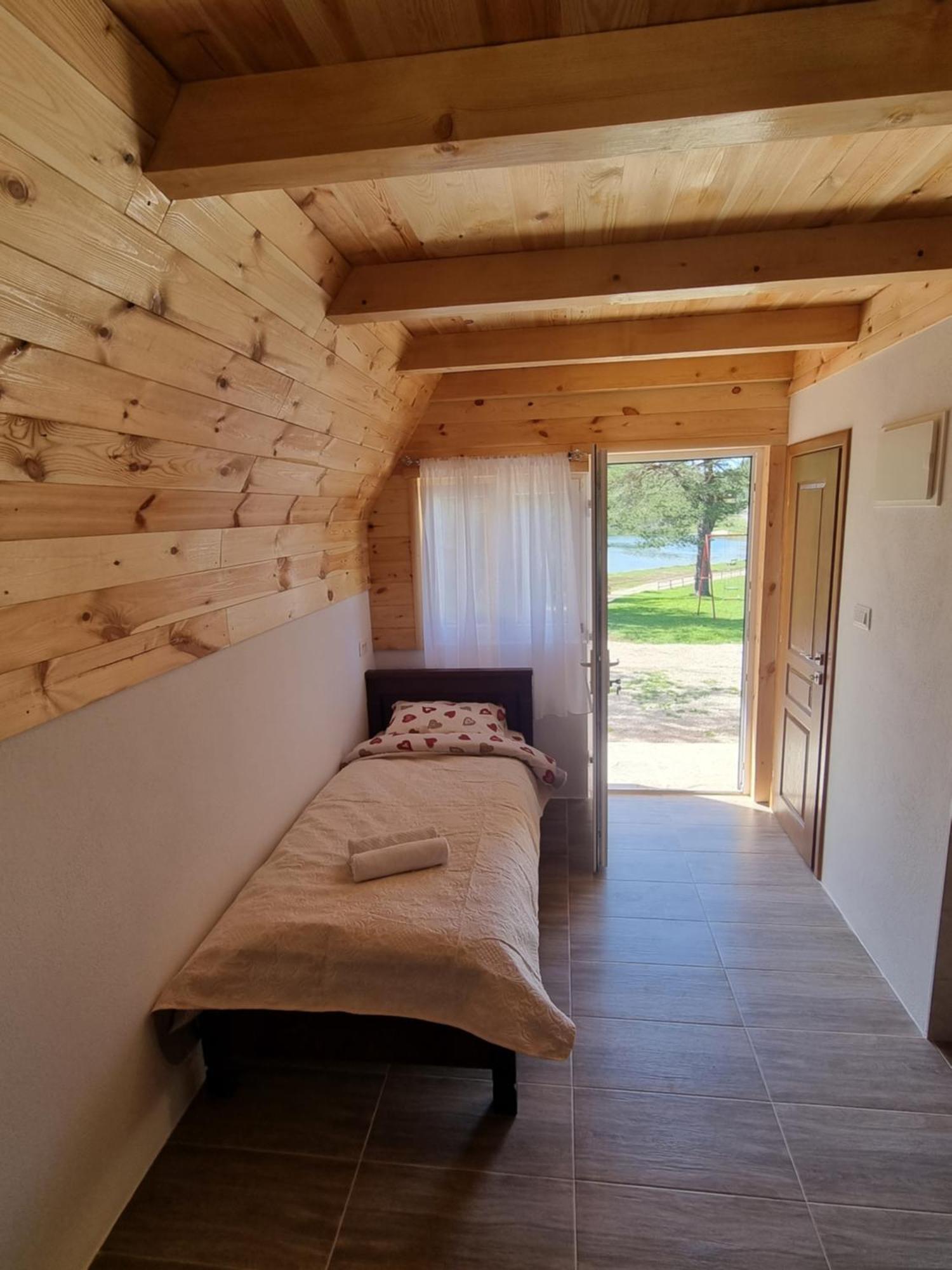 זבליאק Apartmani Jezero חדר תמונה